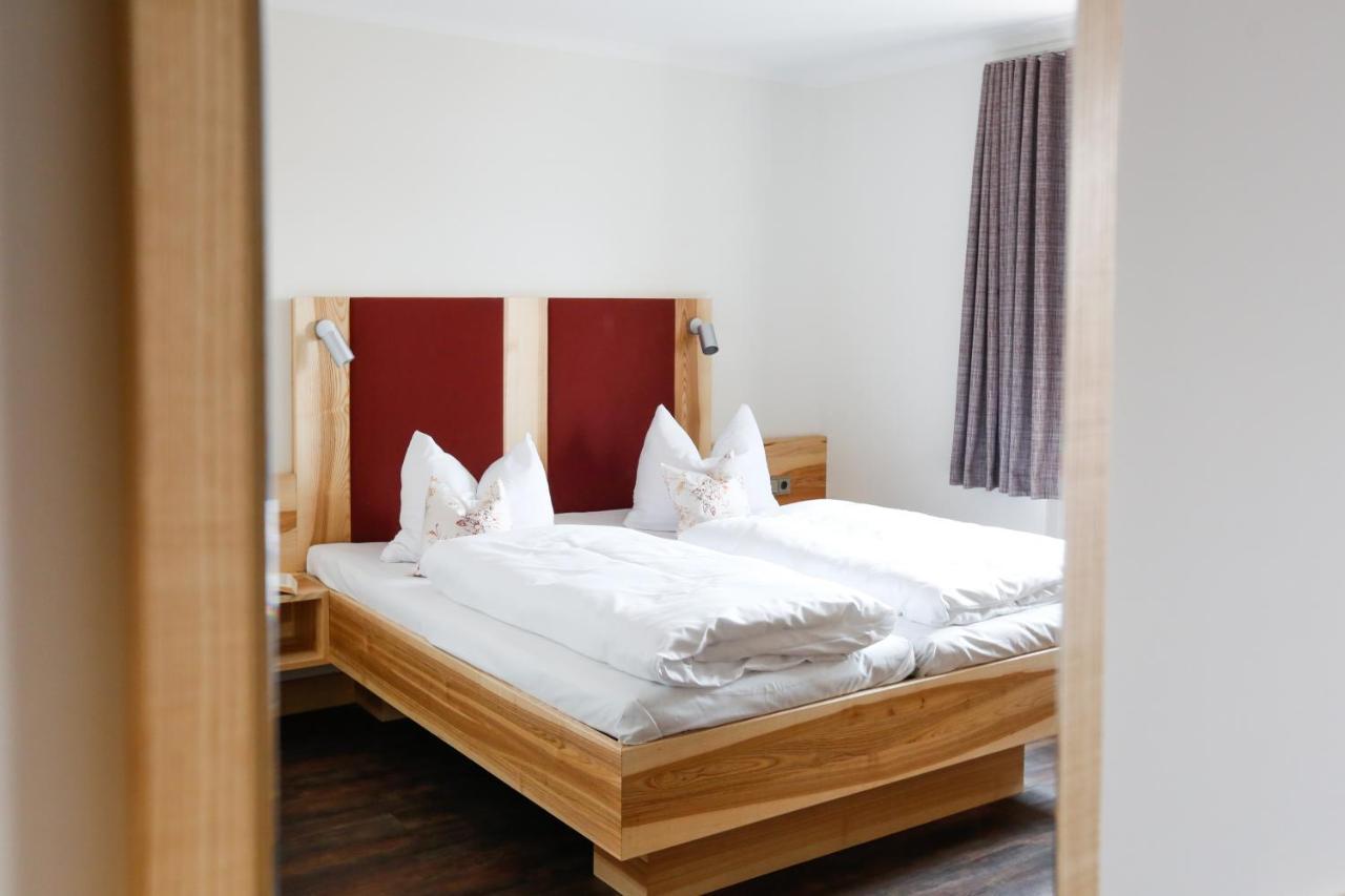 Landgasthof Geser Sarching Bagian luar foto