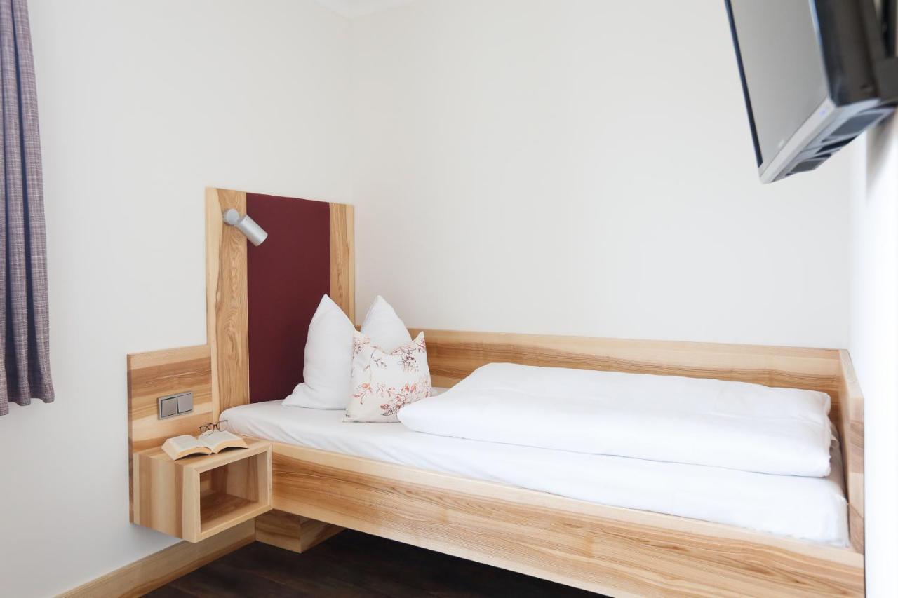 Landgasthof Geser Sarching Bagian luar foto